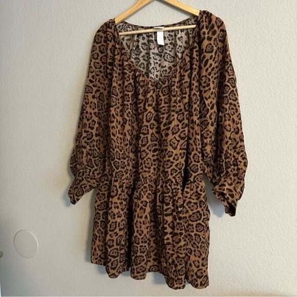 H&M Leopard Print Puff Sleeve V-NeckDrop Waist Dress Size Medium - Picture 3 of 12